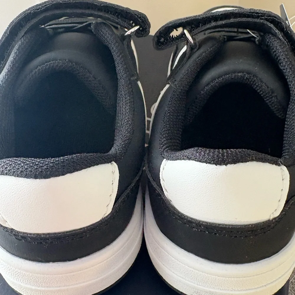 NWT Nautica Kids Black and White Hook-and-Loop Sneakers